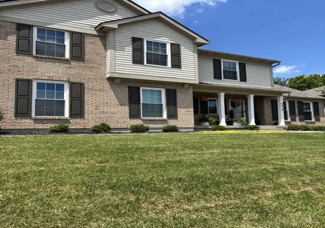 Homes for sale in West Chester, OH | 6418 Lakota Trail Dr, West Chester, OH 45069 | MLS# 1882154