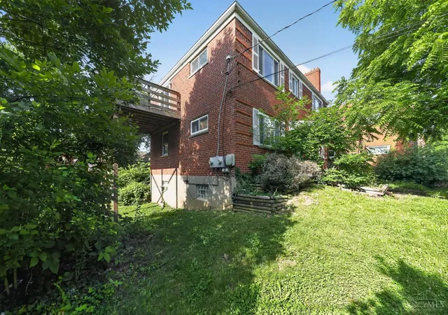 Photo 2 of House for sale at 2505 Rack Ct, Cincinnati, OH 45239 | MLS# 1875669 | Listing updated on 2026-09-10