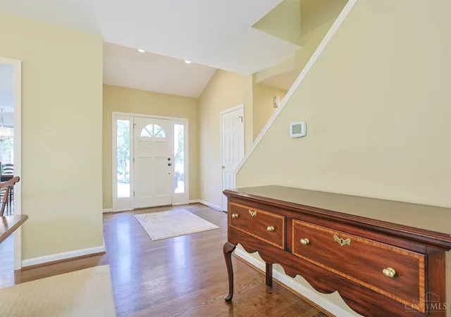 Homes for sale in Blue Ash, OH | 9832 Village View Ct, Blue Ash, OH 45241 | MLS# 1882082