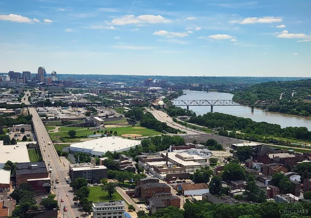 2nd image of 810 Matson Pl #807, Cincinnati, OH 45204 | MLS# 1882232