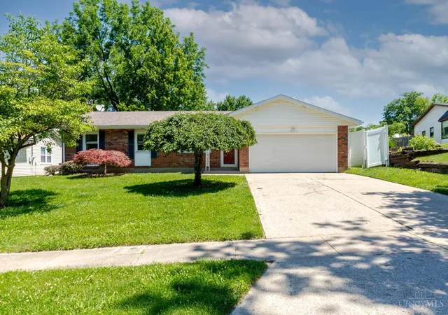 Homes for sale in Turtle Creek Twp, OH | 2374 Trinity Dr, Turtle Creek Twp, OH 45044 | MLS# 1881765