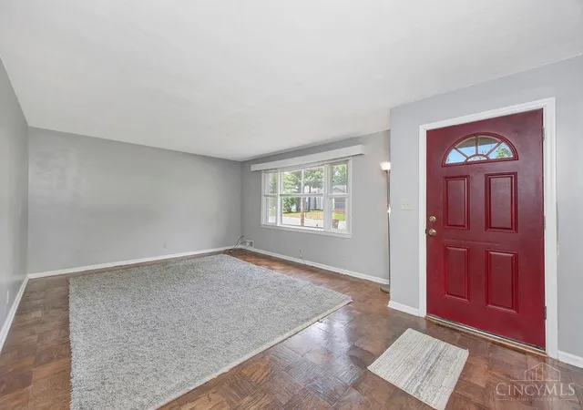 Homes for sale in Oxford, OH | 117 E Central Ave, Oxford, OH 45056 | MLS# 1882205