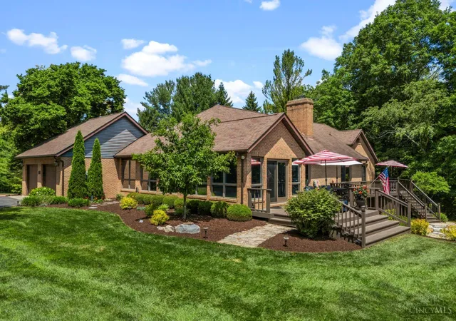 Homes for sale in Union Twp, OH | 100 Morningline Ln, Union Twp, OH 45177 | MLS# 1881522