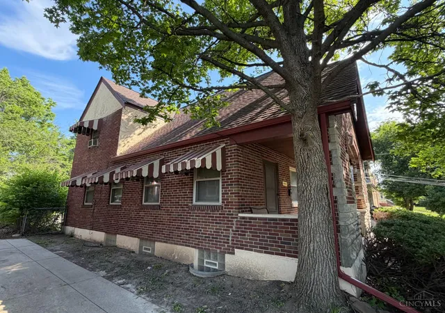 Homes for sale in Cincinnati, OH | 3420 Lumardo Ave, Cincinnati, OH 45238 | MLS# 1882352