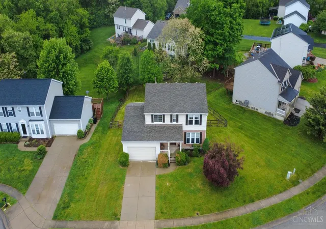 3rd image of 639 Ellen Dr, Cincinnati, OH 45255 | MLS# 1882426