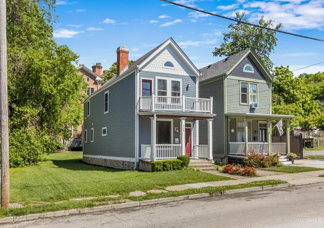 Homes for sale in Cincinnati, OH | 249 Mccullough St, Cincinnati, OH 45226 | MLS# 1881542