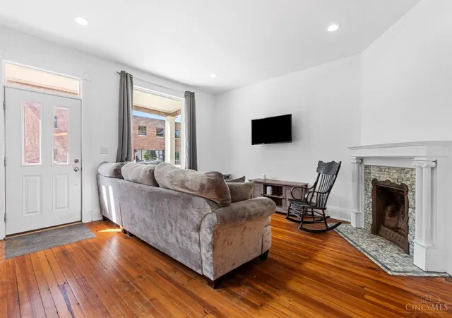 Photo 3 of Single family home for sale at 249 Mccullough St, Cincinnati, OH 45226 | MLS# 1881542 | Listing updated on 2026-07-14
