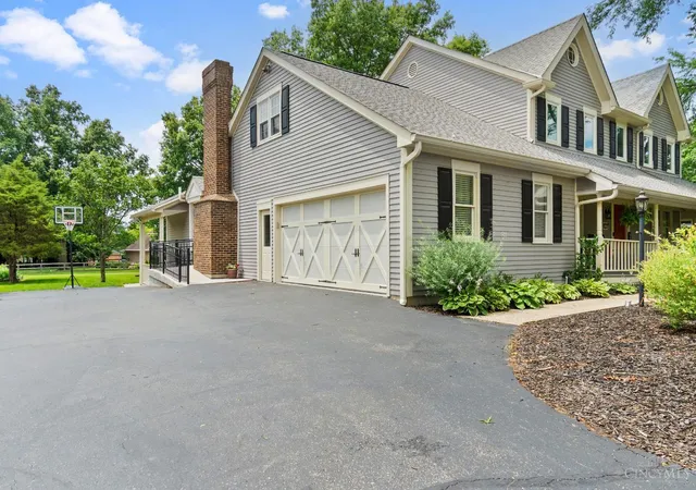 Homes for sale in Symmes Twp, OH | 9249 Steeplechase Dr, Symmes Twp, OH 45242 | MLS# 1882340