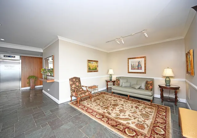 Homes for sale in Cincinnati, OH | 2401 Ingleside Ave #6B, Cincinnati, OH 45206 | MLS# 1882472