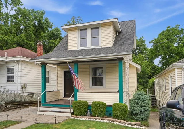 Homes for sale in Cincinnati, OH | 3926 Oakpark Pl, Cincinnati, OH 45209 | MLS# 1882217