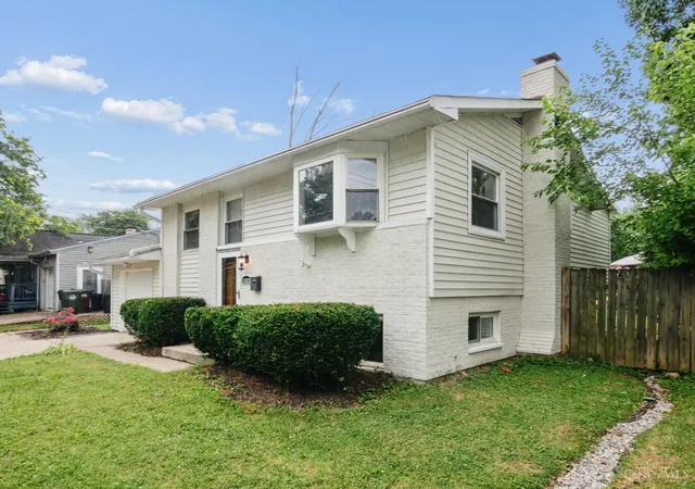 Homes for sale in Forest Park, OH | 11623 Kenn Rd, Forest Park, OH 45240 | MLS# 1882516