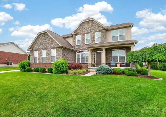 Homes for sale in Monroe, OH | 917 Ryan Ct, Monroe, OH 45050 | MLS# 1882460