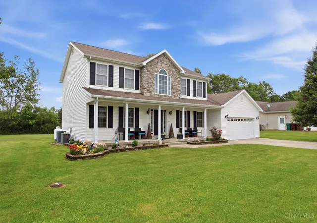 Photo 3 of Single family home for sale at 130 Willow Run Rd, Mount Orab, OH 45154 | MLS# 1882562 | Listing updated on 2026-10-01
