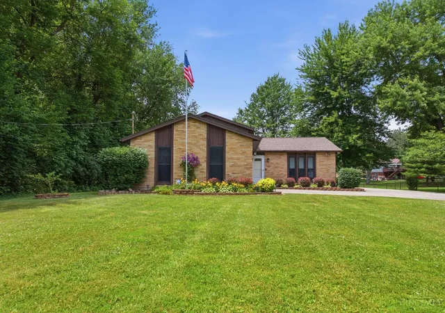 Homes for sale in Pierce Twp, OH | 3623 Lewis Rd, Pierce Twp, OH 45102 | MLS# 1882600