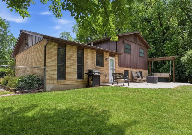Homes for sale in Pierce Twp, OH | 3623 Lewis Rd, Pierce Twp, OH 45102 | MLS# 1882600