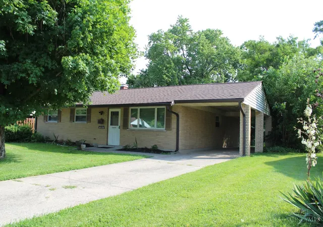 Photo 1 of Single family home for sale at 12122 Wincanton Dr, Cincinnati, OH 45231 | MLS# 1882520 | Listing updated on 2026-09-29