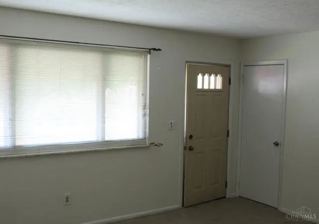 Photo 3 of Single family home for sale at 12122 Wincanton Dr, Cincinnati, OH 45231 | MLS# 1882520 | Listing updated on 2026-09-29