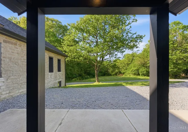 5th image of 1976 Shinkles Ridge Rd, Georgetown, OH 45121 | MLS# 1882710