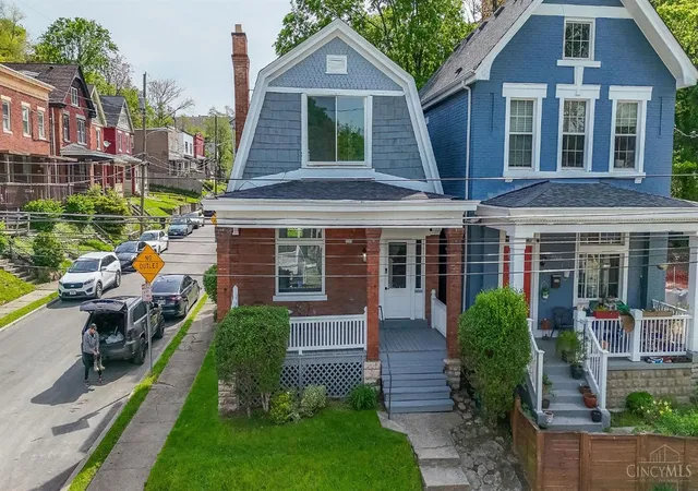 Homes for sale in Cincinnati, OH | 2268 Rice St, Cincinnati, OH 45219 | MLS# 1882723