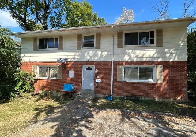 Homes for sale in Cincinnati, OH | 128 Clinton Springs Ave, Cincinnati, OH 45217 | MLS# 1882545