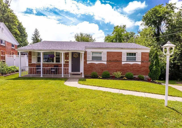 Homes for sale in Delhi Twp, OH | 5893 Juvene, Delhi Twp, OH 45233 | MLS# 1882717