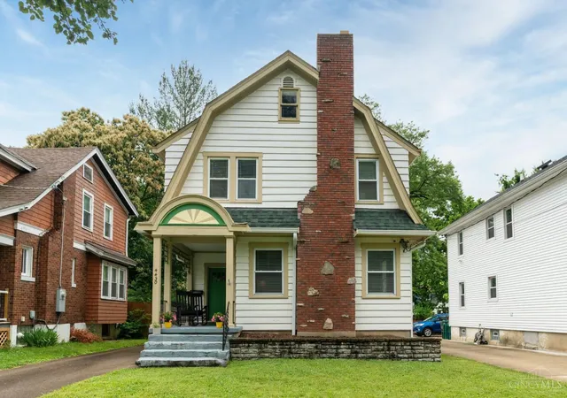 Homes for sale in Cincinnati, OH | 4430 Simpson Ave, Cincinnati, OH 45227 | MLS# 1882477