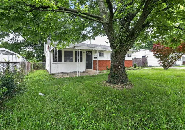 Homes for sale in Colerain Twp, OH | 9570 Pippin Rd, Colerain Twp, OH 45231 | MLS# 1879998