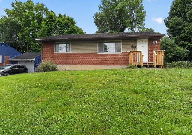 Homes for sale in Woodlawn, OH | 171 Brookhaven Ave, Woodlawn, OH 45215 | MLS# 1879393
