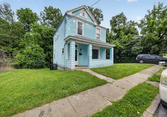 Homes for sale in Cincinnati, OH | 3118 Sunshine Ave, Cincinnati, OH 45211 | MLS# 1881687