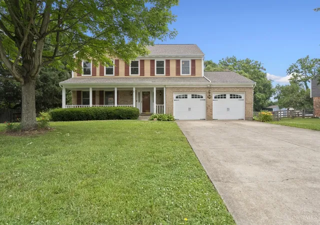 Homes for sale in Batavia Twp, OH | 1806 Chapel Woods, Batavia Twp, OH 45103 | MLS# 1882737