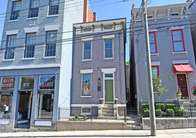 Homes for sale in Cincinnati, OH | 402 Liberty Hill, Cincinnati, OH 45202 | MLS# 1882601