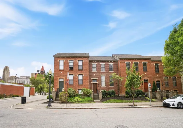 39th image of 407 Elizabeth St, Cincinnati, OH 45203 | MLS# 1882794