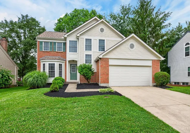 Homes for sale in Loveland, OH | 167 Shoemaker Dr, Loveland, OH 45140 | MLS# 1882856