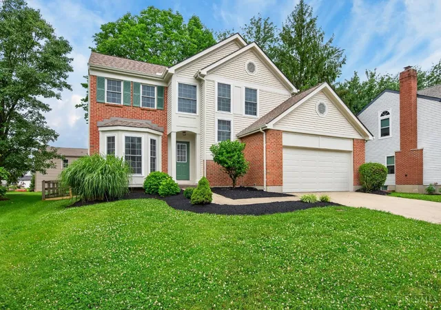 Homes for sale in Loveland, OH | 167 Shoemaker Dr, Loveland, OH 45140 | MLS# 1882856