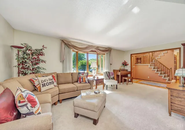 Homes for sale in Oxford, OH | 17 Carrie Cir, Oxford, OH 45056 | MLS# 1882844