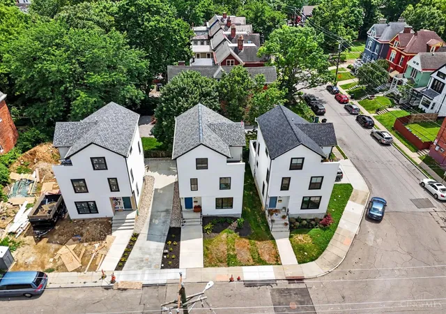 Homes for sale in Cincinnati, OH | 1637 Clayton St, Cincinnati, OH 45206 | MLS# 1882819