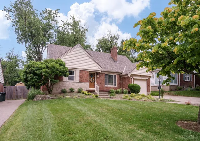 Homes for sale in Sycamore Twp, OH | 7090 Euclid Ave, Sycamore Twp, OH 45243 | MLS# 1882405