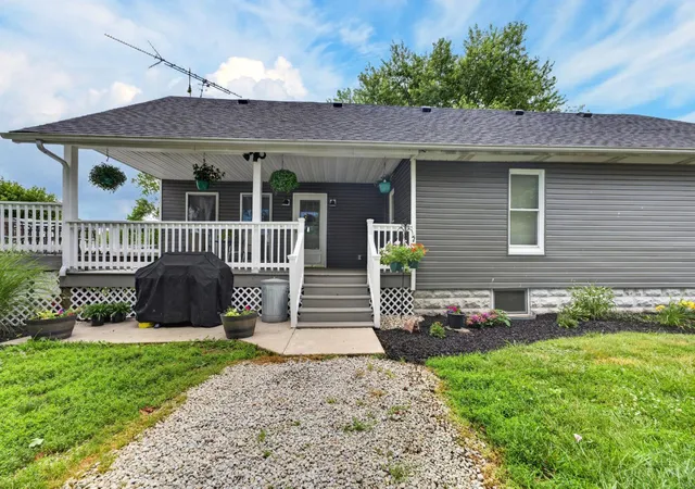 Homes for sale in Liberty Twp, OH | 7460 N Us Hwy 68, Liberty Twp, OH 45177 | MLS# 1882818