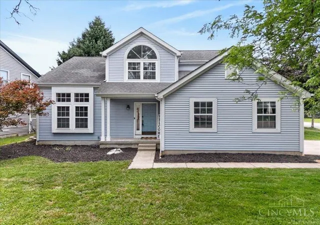Homes for sale in Loveland, OH | 100 Thorobred Rd, Loveland, OH 45140 | MLS# 1882454