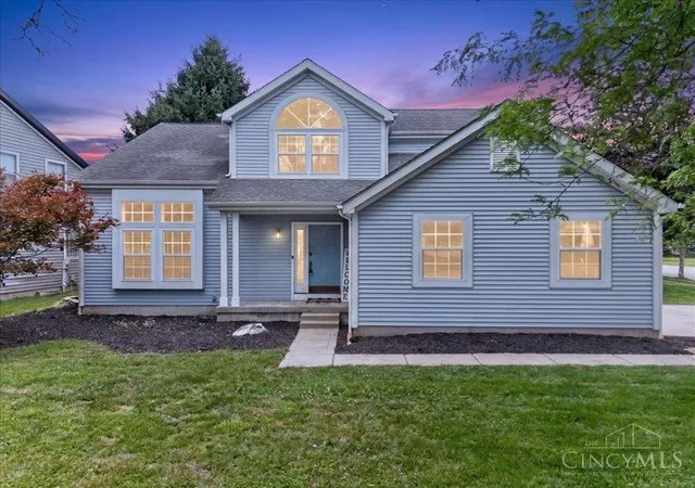Homes for sale in Loveland, OH | 100 Thorobred Rd, Loveland, OH 45140 | MLS# 1882454