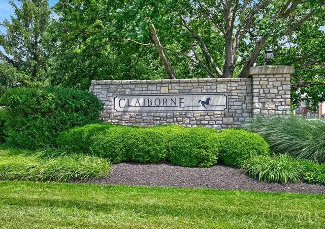Homes for sale in Loveland, OH | 100 Thorobred Rd, Loveland, OH 45140 | MLS# 1882454