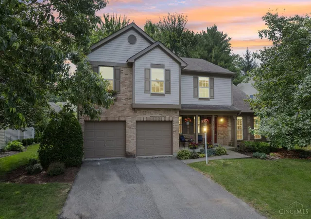 Homes for sale in Loveland, OH | 9470 Carriage Run Cir, Loveland, OH 45140 | MLS# 1882889
