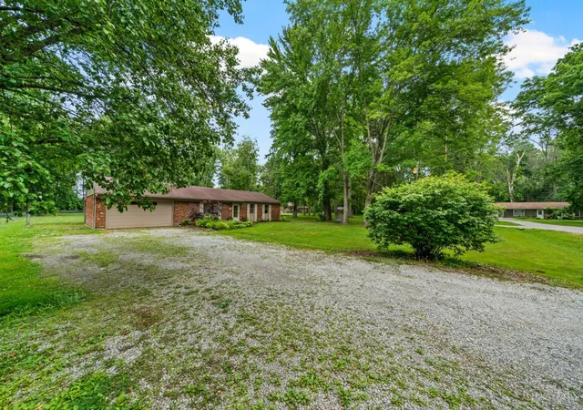 Homes for sale in Goshen Twp, OH | 304 Oakwood Ln, Goshen Twp, OH 45122 | MLS# 1882891