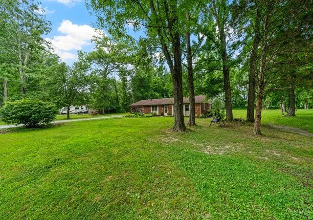 Homes for sale in Goshen Twp, OH | 304 Oakwood Ln, Goshen Twp, OH 45122 | MLS# 1882891