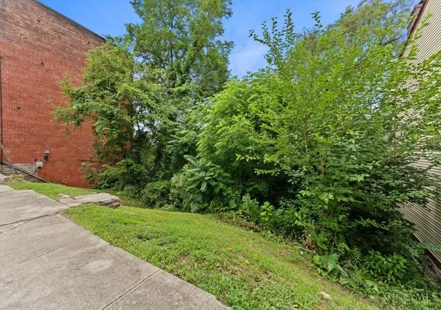 Homes for sale in Cincinnati, OH | 1861 Walker St, Cincinnati, OH 45202 | MLS# 1882923