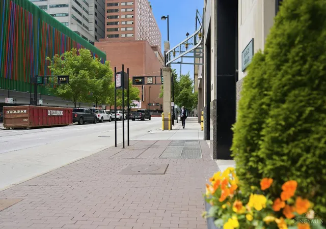 Homes for sale in Cincinnati, OH | 26 E Sixth St #702, Cincinnati, OH 45202 | MLS# 1882922