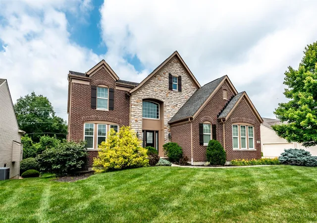 Homes for sale in Turtle Creek Twp, OH | 1481 Shaker Run Blvd, Turtle Creek Twp, OH 45036 | MLS# 1882453