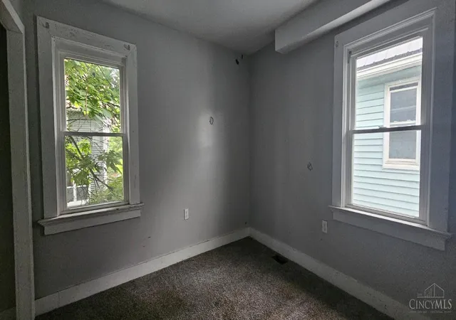 Photo 4 of Sale Pending at 1606 Dauner Ave, Cincinnati, OH 45207 | MLS# 1882956 | Listing updated on 2026-09-09