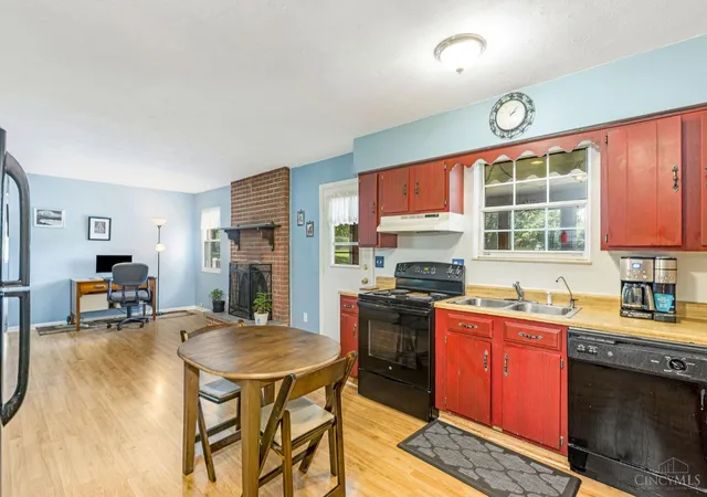 Homes for sale in Oxford Twp, OH | 111 Beechpoint Dr, Oxford Twp, OH 45056 | MLS# 1882963