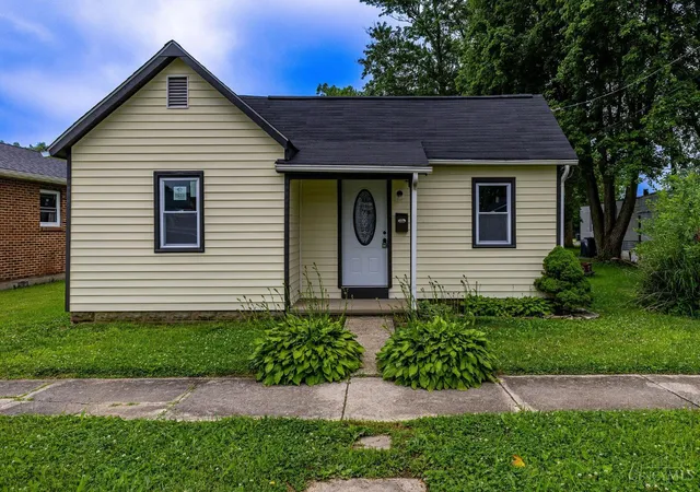 Homes for sale in Blanchester, OH | 510 E Main St, Blanchester, OH 45107 | MLS# 1882968